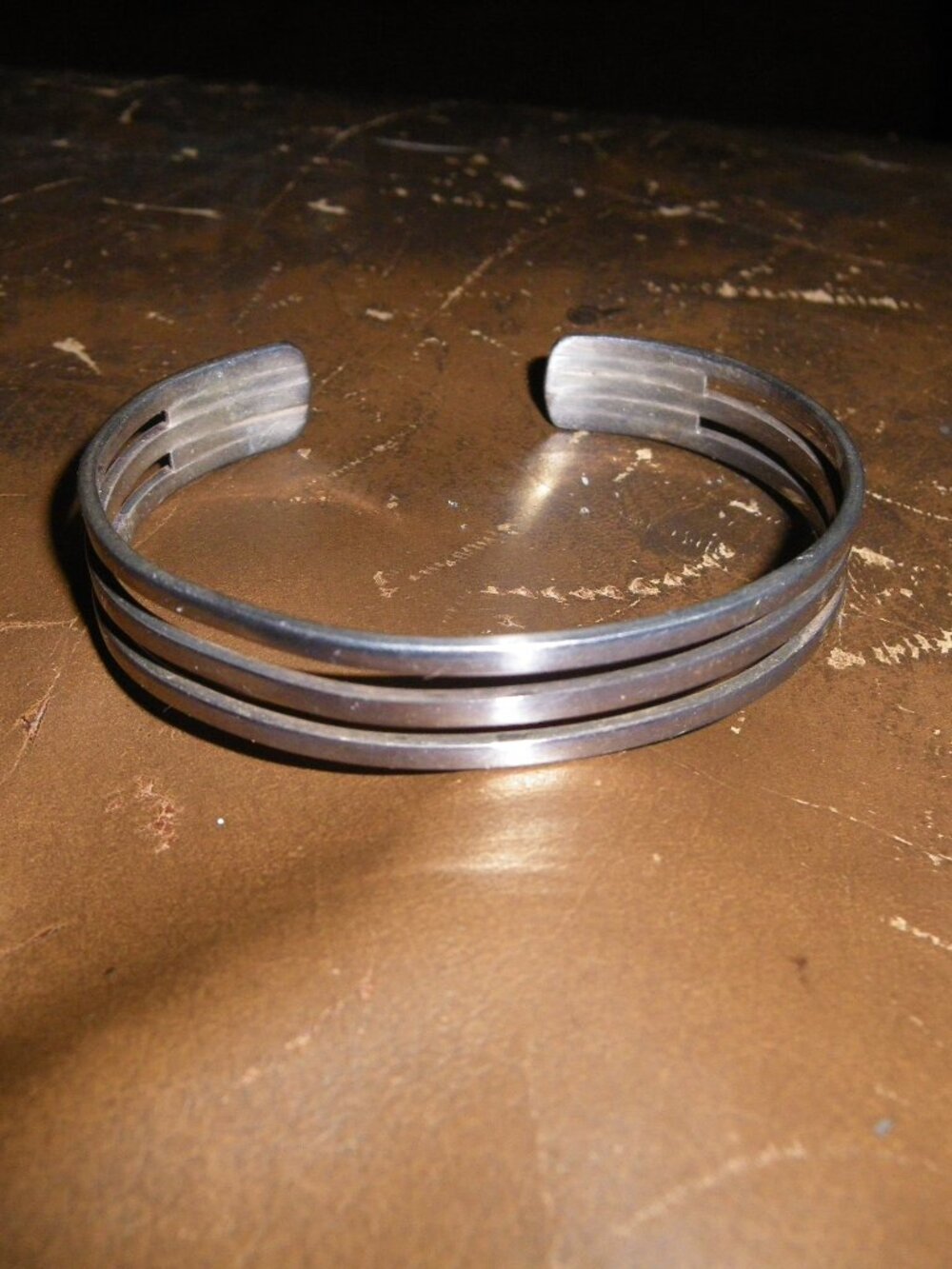 Women’s Sterling Silver Rigid Bracelet - Picture 1 of 3